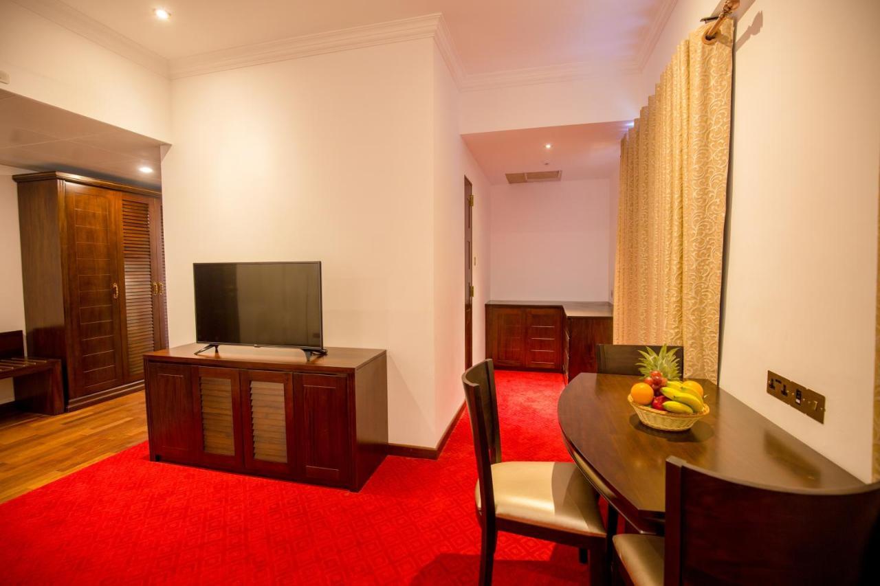 Trillium Boutique City Hotel Colombo Buitenkant foto